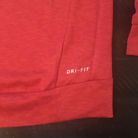 Nike Boys' Dri-FIT Breathe Graphic Hooded Top - Picture 3 of 4